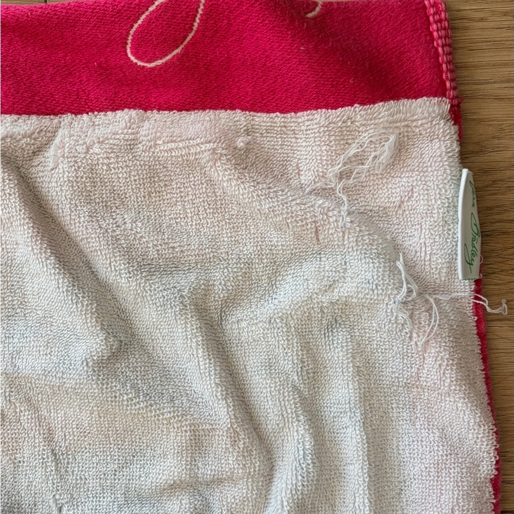 Vera Bradley Multicolor Floral Patchwork Beach Towel🏖️ - Picture 6 of 6